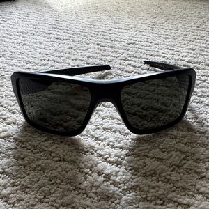 Oakley Double Edge Matte Black Men's Sport Sunglasses with Dark Lenses